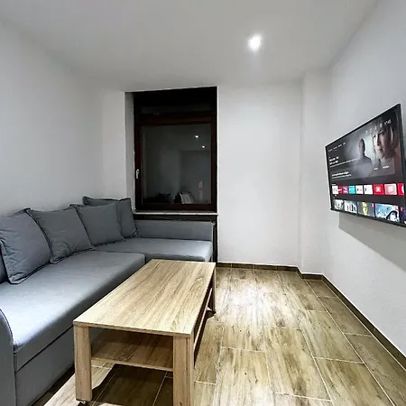 Erdgeschoss Stadtmitte 2 Kueche Bad Apartment Wiesbaden