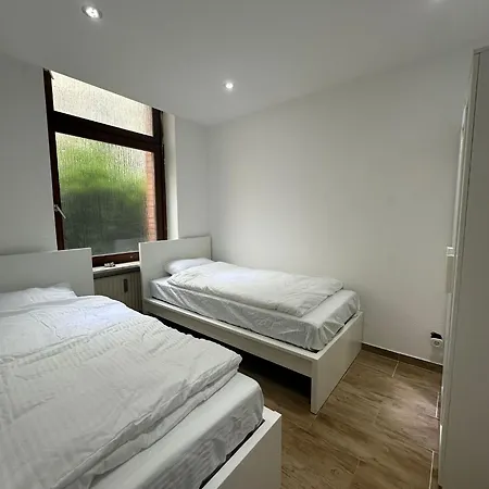Erdgeschoss Stadtmitte 2 Kueche Bad Apartment Wiesbaden