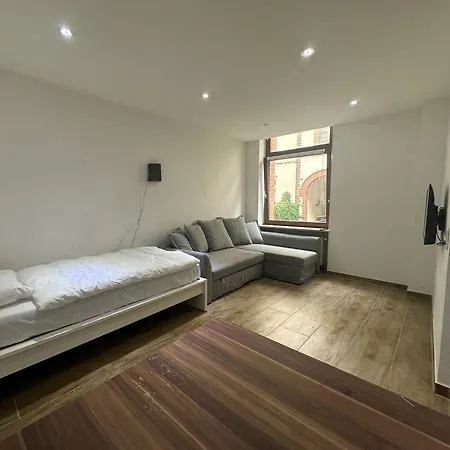 Erdgeschoss Stadtmitte 2 Kueche Bad Apartamento *